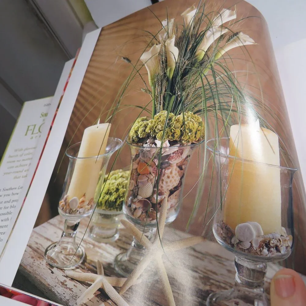 Southern Living Simple Flower Arranging by Lauren Brooks Hardcover